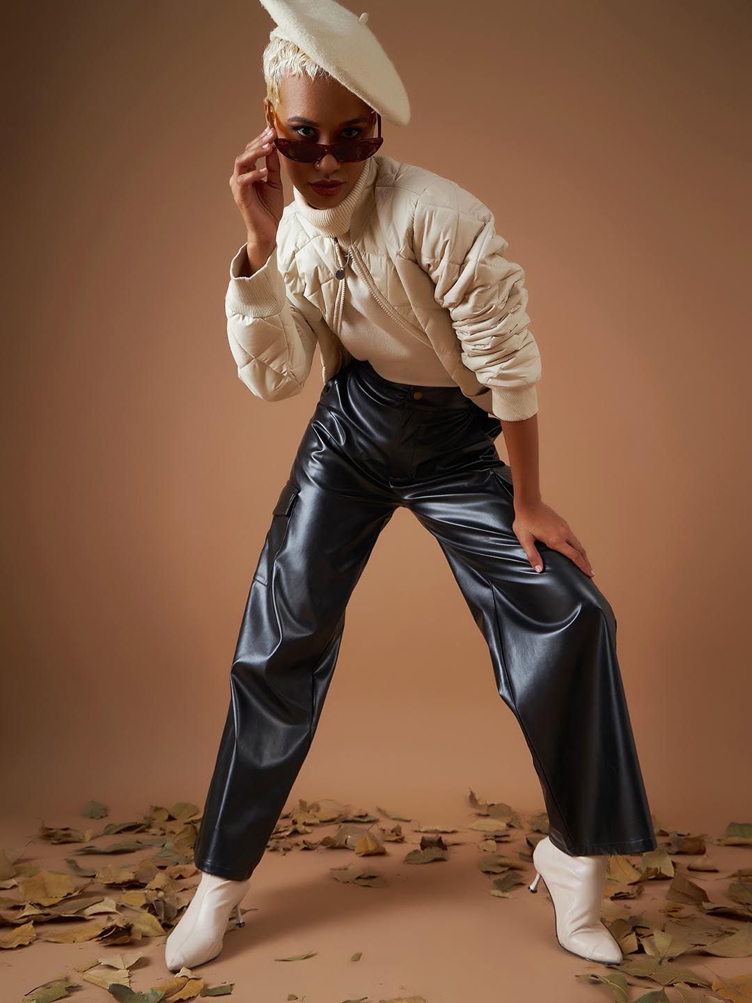 SASSAFRAS Women Black Straight Fit Parallel Trousers