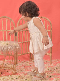VASTRAMAY Girls Embroidered Regular Sequinned Chanderi Cotton Kurta With Trouser