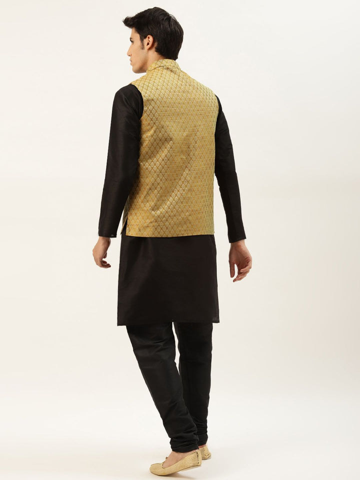 SOJANYA Men Black Kurta with Churidar & Nehru Jacket