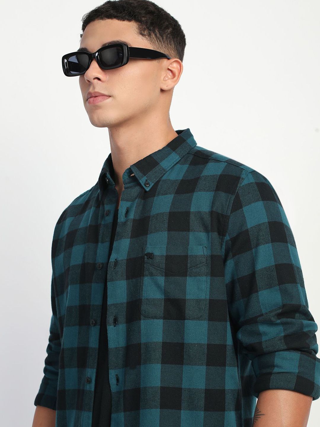 THE BEAR HOUSE Men Buffalo Checks Slim Fit Casual Shirt