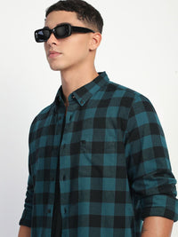 THE BEAR HOUSE Men Buffalo Checks Slim Fit Casual Shirt