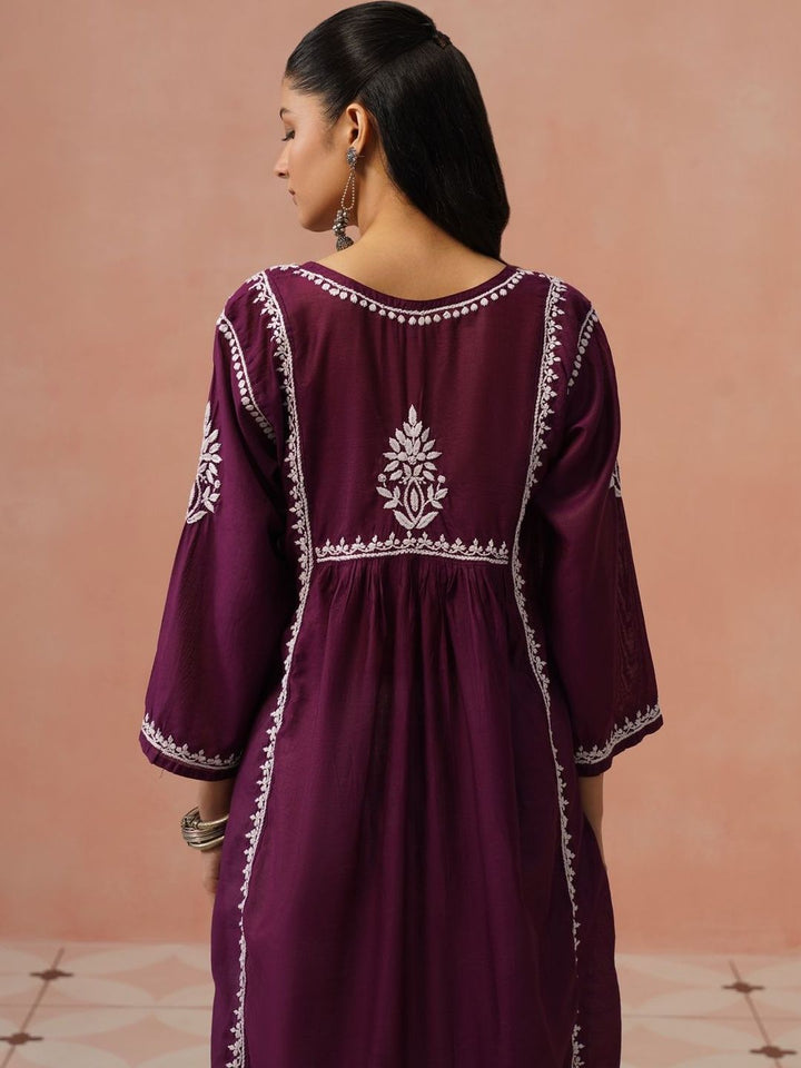 House of Chikankari Women Embroidered Chikankari Chanderi Silk Kurta