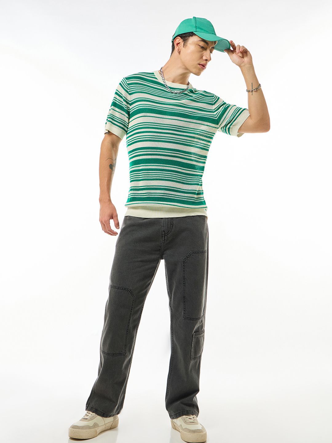 Bewakoof Men Gardenia Striped Round Neck T-shirt