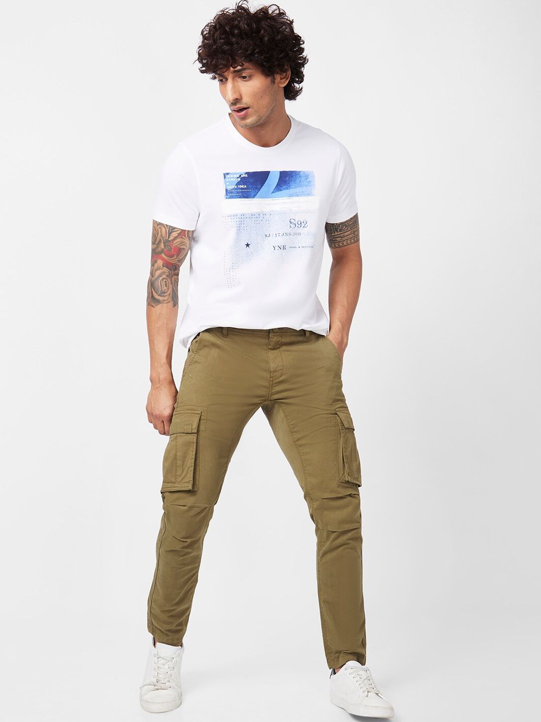 SPYKAR Men Tapered Fit Mid Rise Cotton Cargos