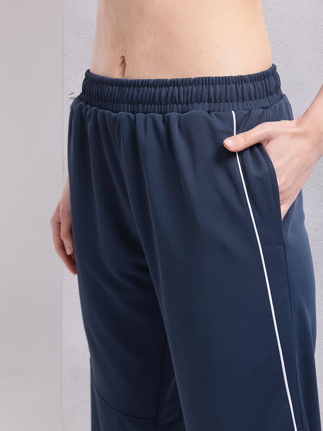 HRX by Hrithik Roshan Women Training Joggers