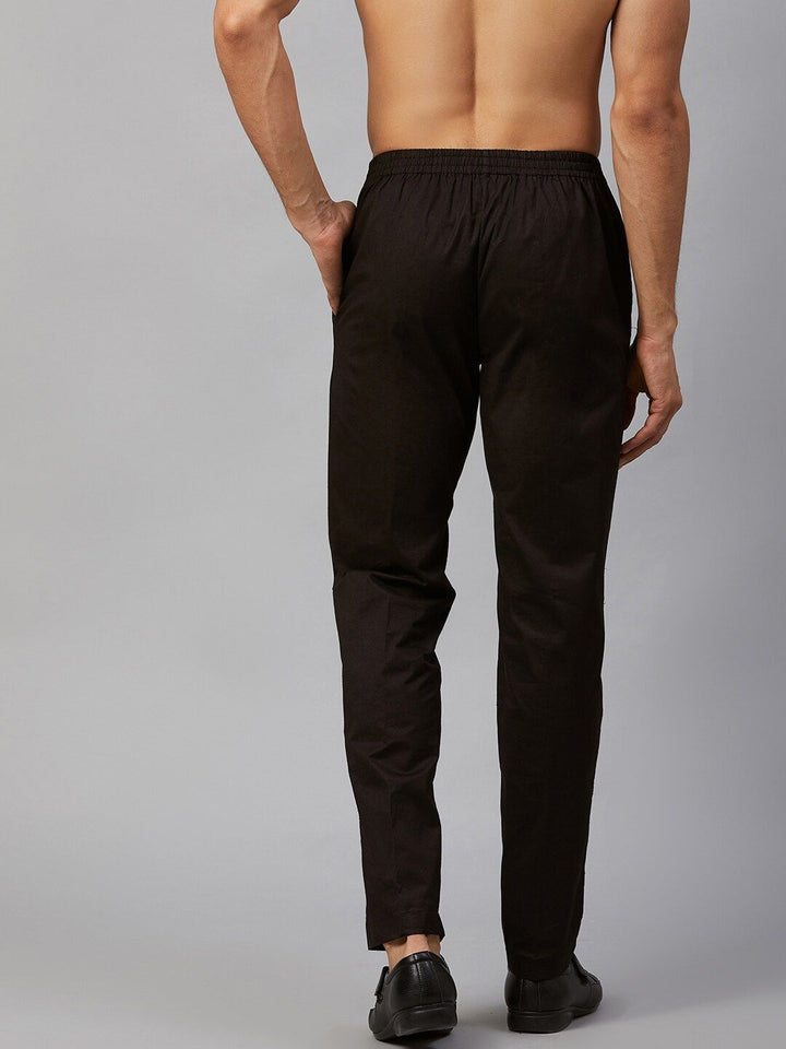 See Designs Men Black Solid Pyjamas