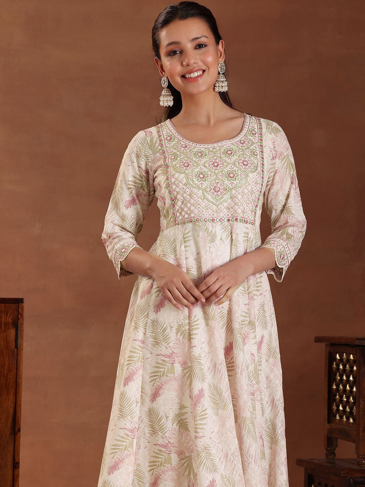 Libas Floral Printed Panelled Thread Work Pure Cotton Kurta with Trousers & With Dupatta