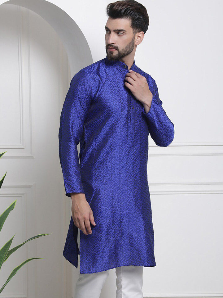 SOJANYA Floral Woven Design Mandarin Collar Kurta