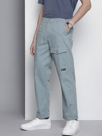 The Indian Garage Co Men Relaxed Fit Ripstop Cargo Trousers