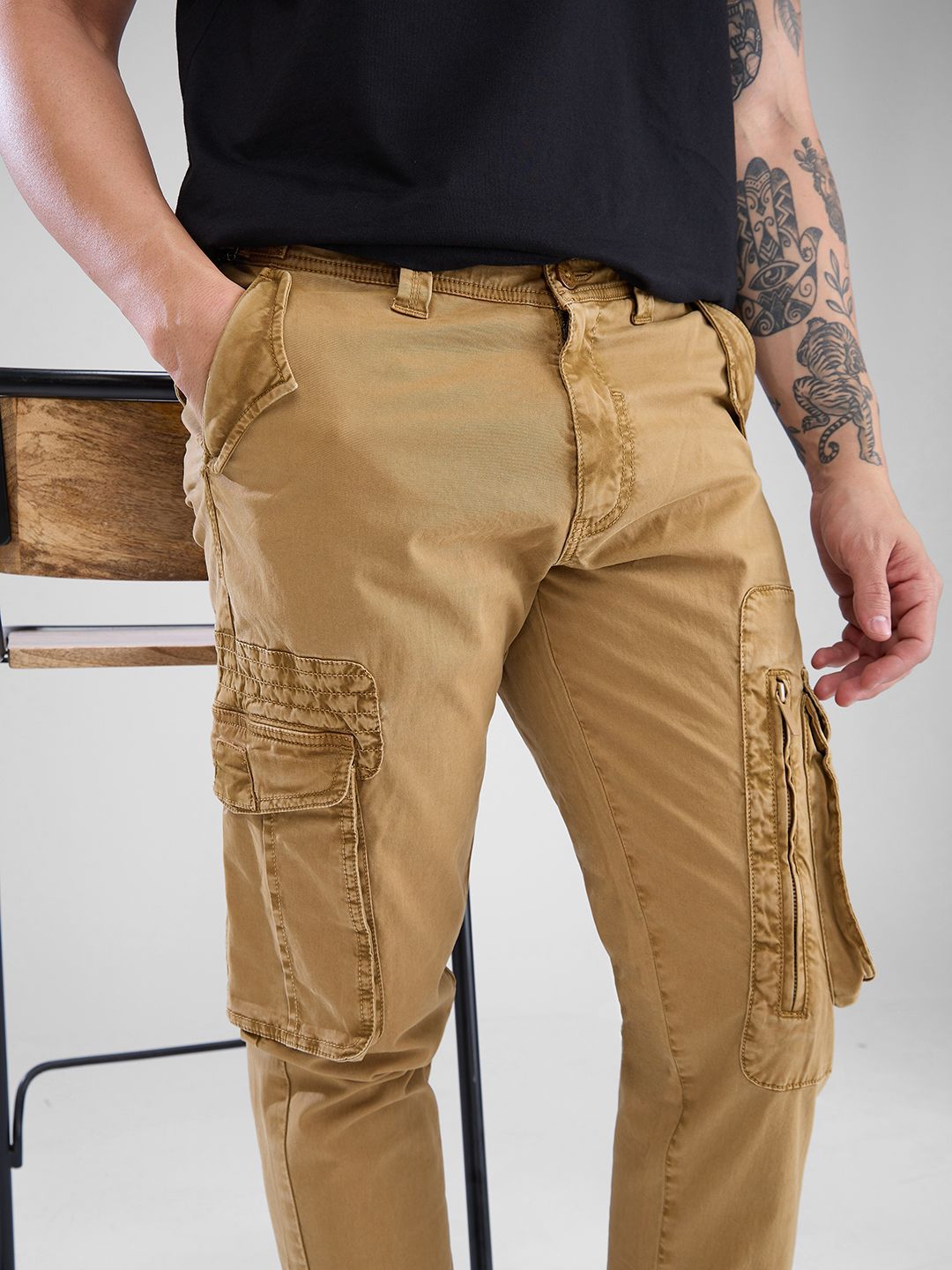 SPYKAR Regular Fit Solid Cargo Trousers