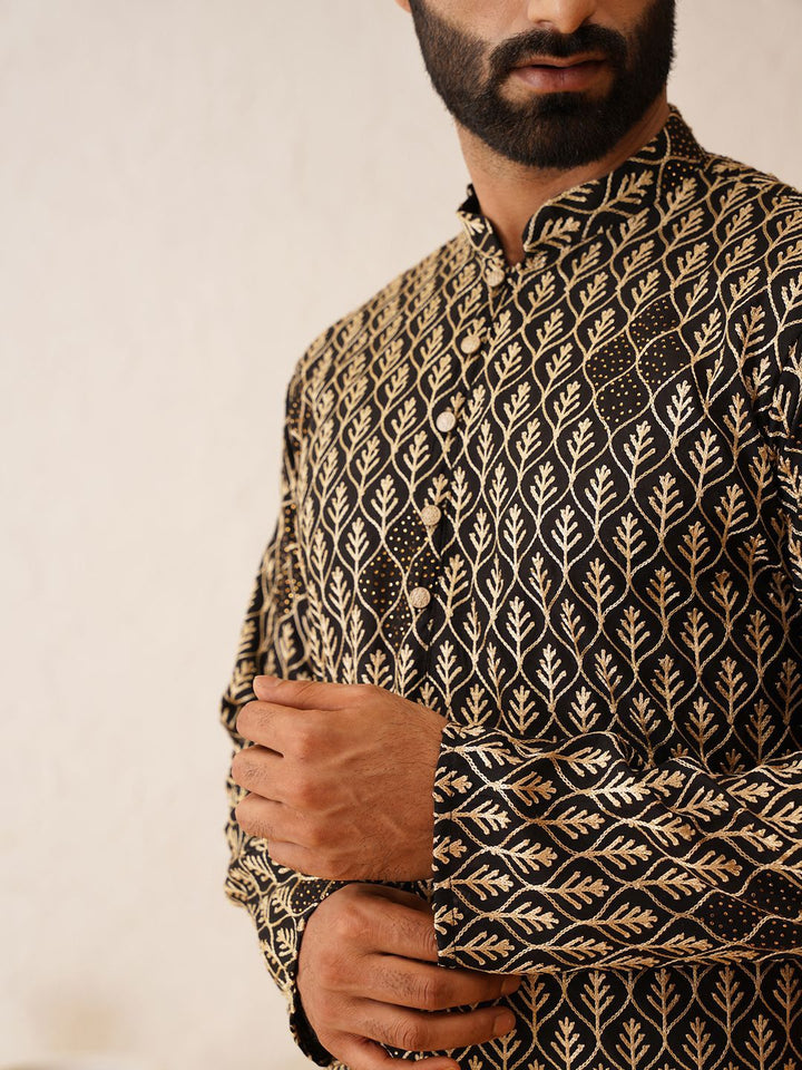 SOJANYA Ethnic Motifs Embroidered Thread Work Detailed Pure Cotton Kurta With Pyjamas