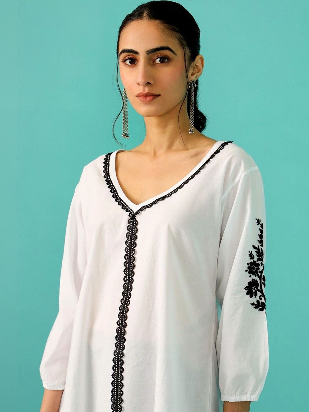 Rumah Wanita Chikankari Motif Etnik Sulam Benang Kerja Kurta