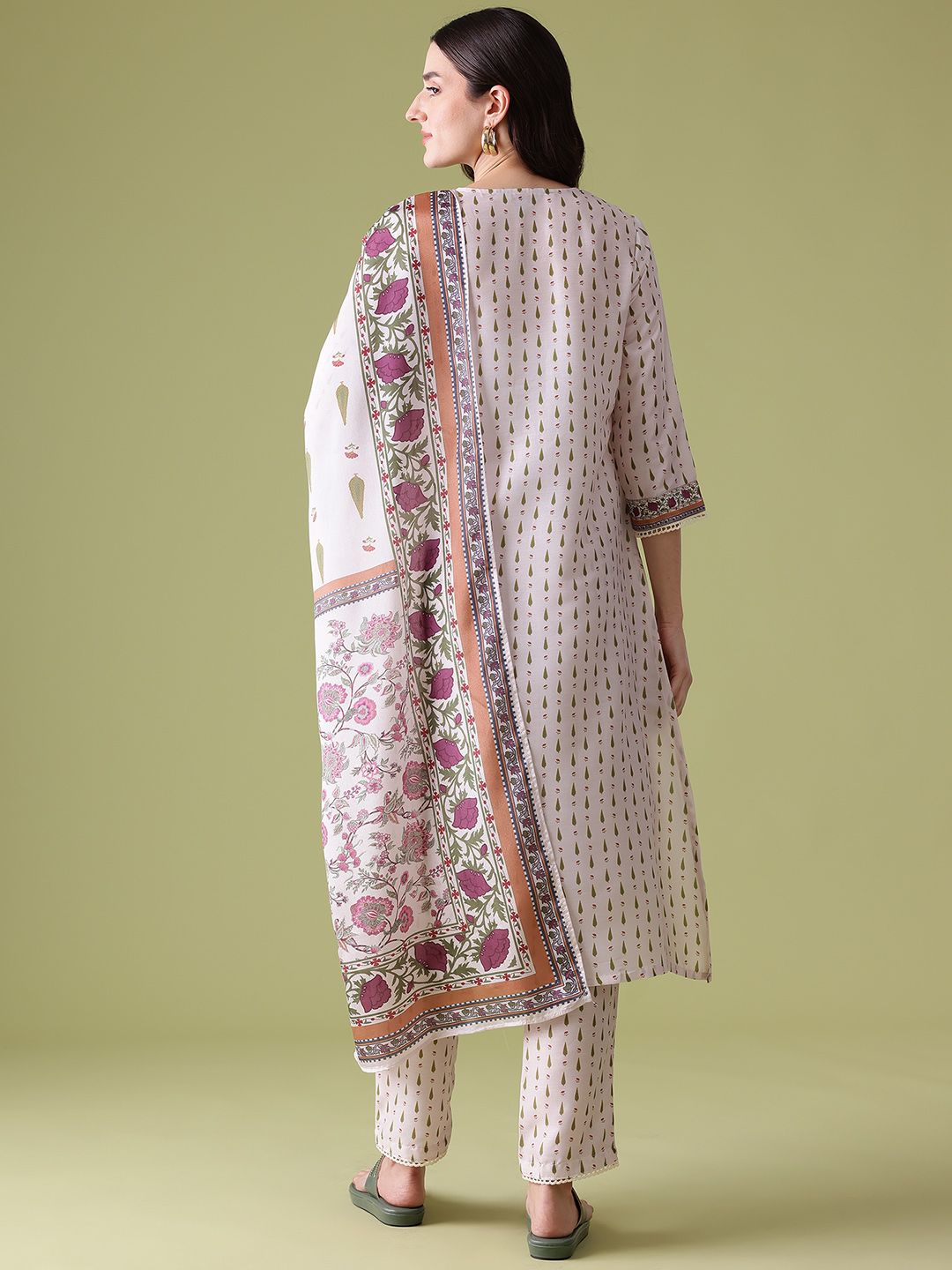 Anouk Floral Printed Pure Cotton Kurta With Trousers & With Dupatta