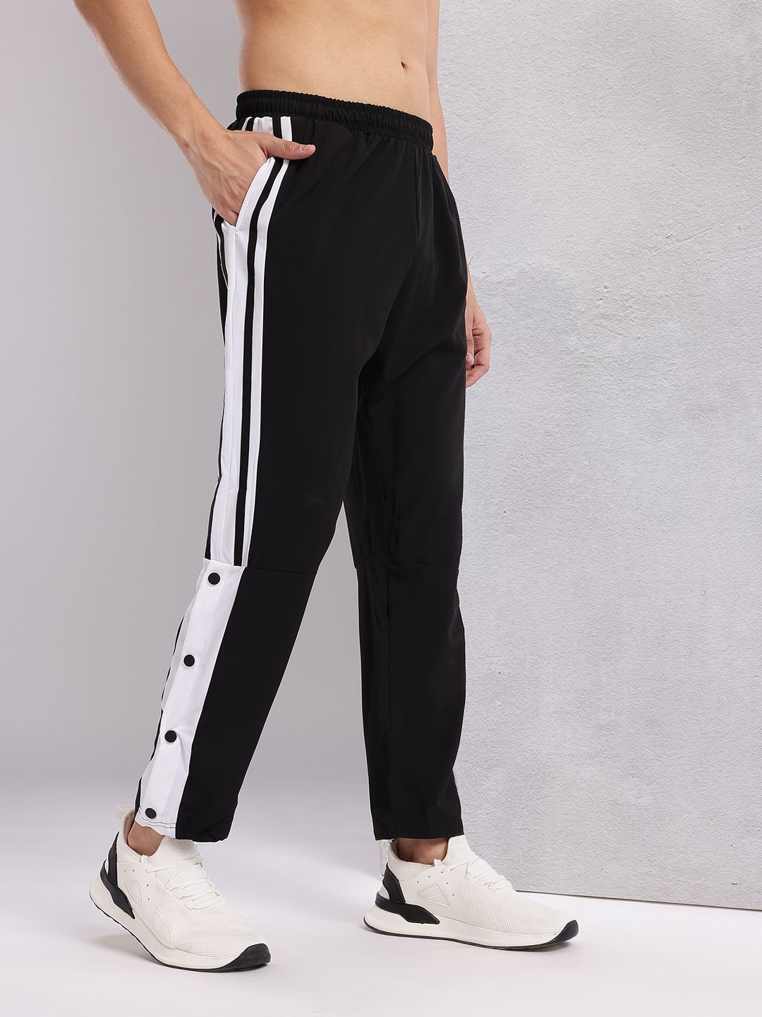 HRX by Hrithik Roshan Men Side Stripe Button Slit Training Track Pants