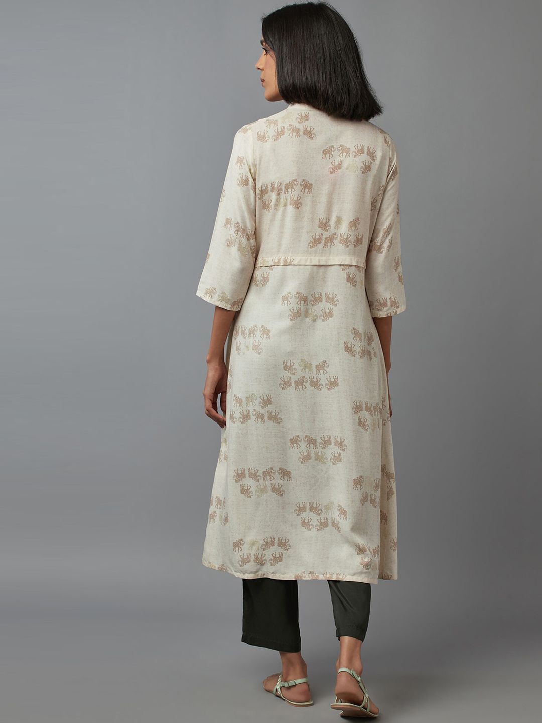 W Women Beige Ethnic Motifs Printed Kurta