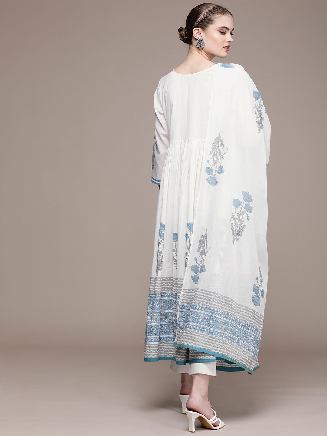Anouk Women Floral Yoke Design Regular Mirror Work Cotton Kurta with Trousers & Dupatta