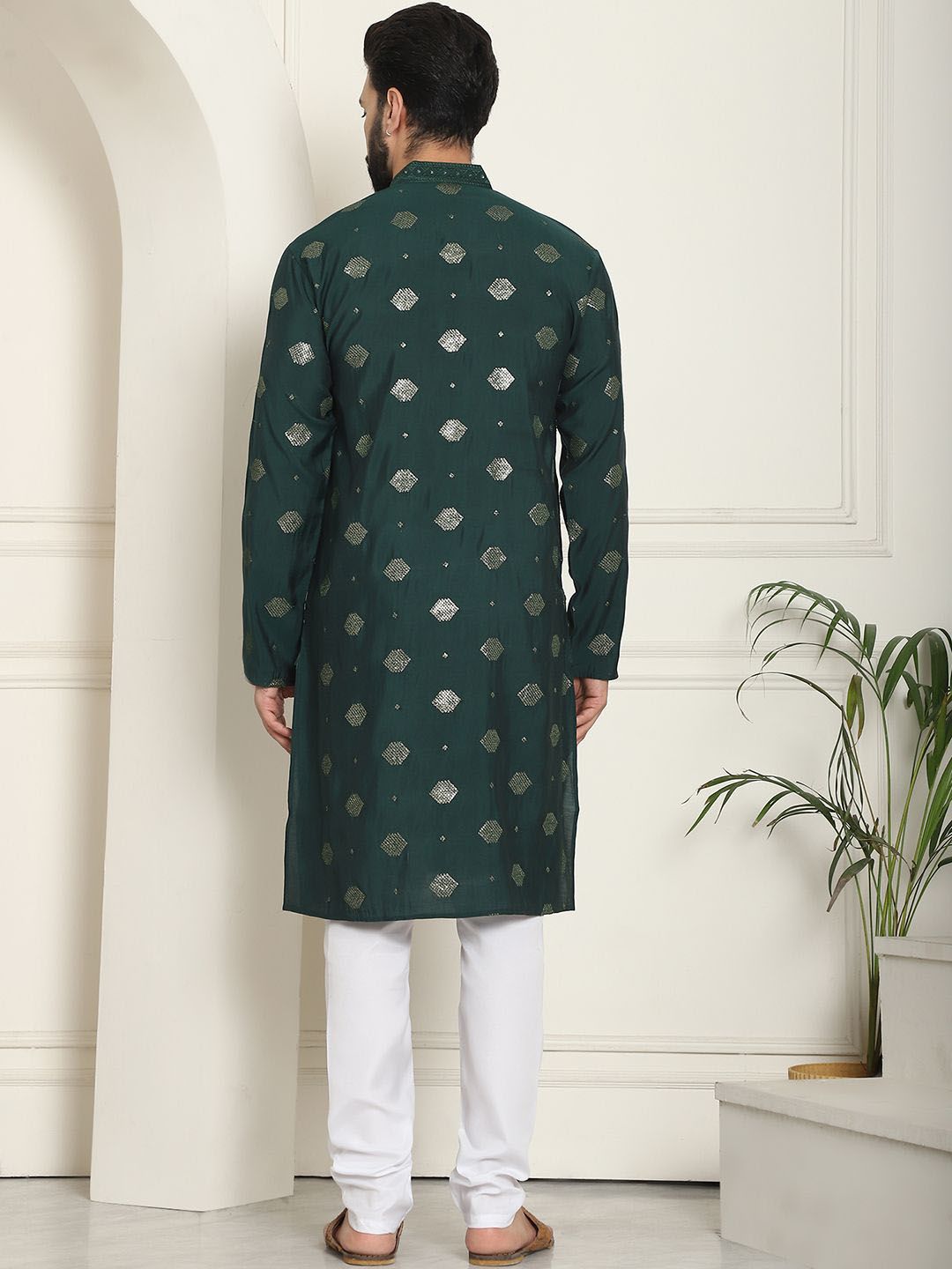 SOJANYA Kurta Lurus Sutera Kapas Sulam Geometrik Dengan Churidar
