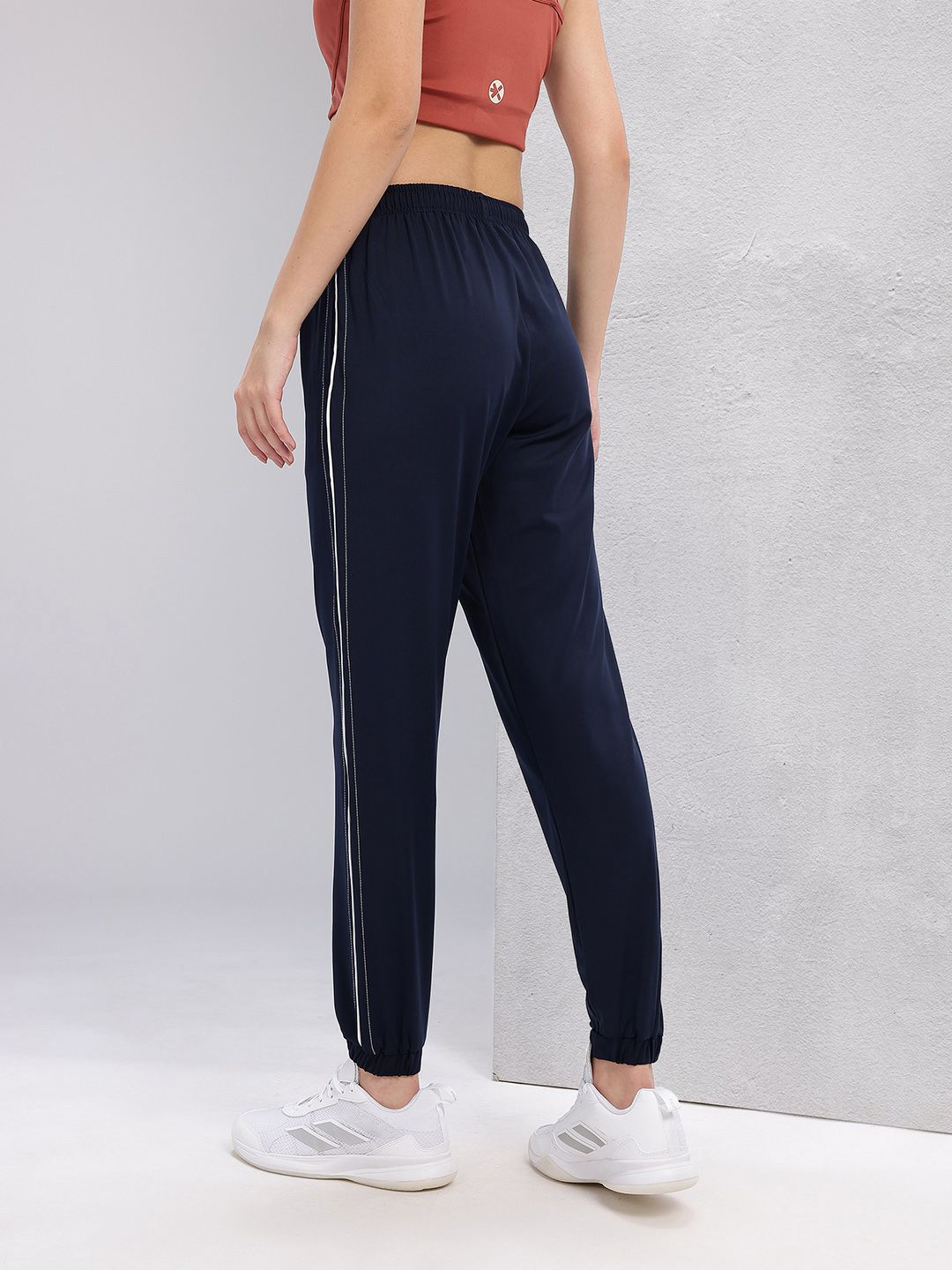 HRX by Hrithik Roshan Men Side Stripe Training Joggers