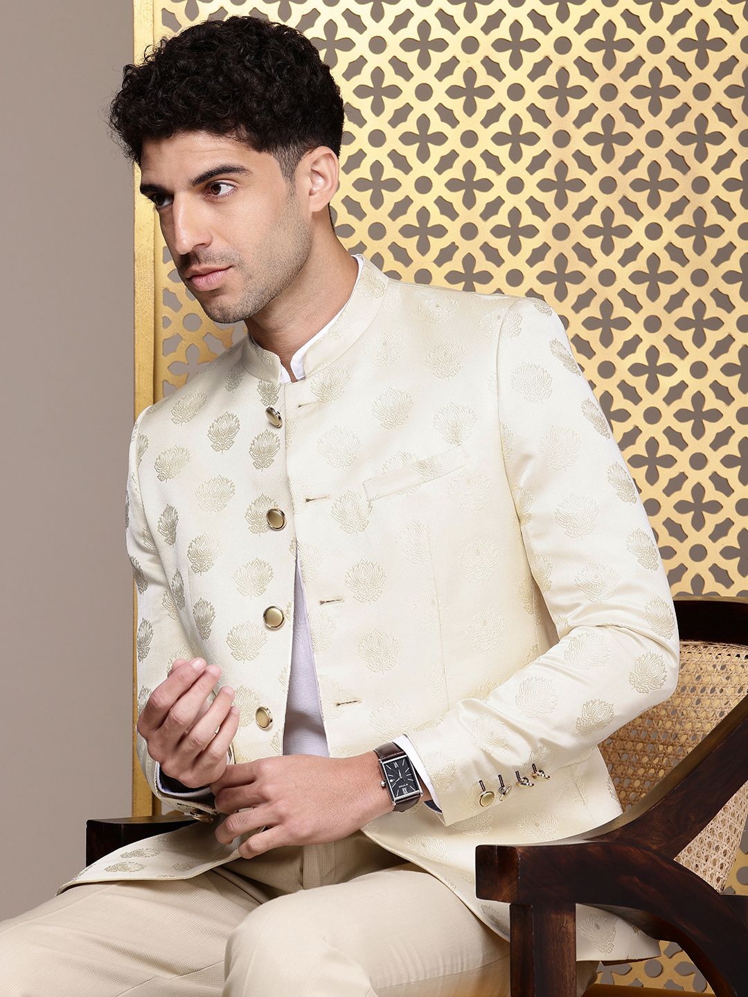 House of Pataudi Self Design Embroidered Jashn Bandhgala Blazer