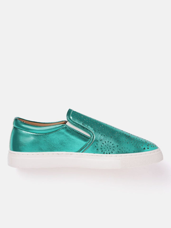 DressBerry Women Cut Work Slip-On Sneakers