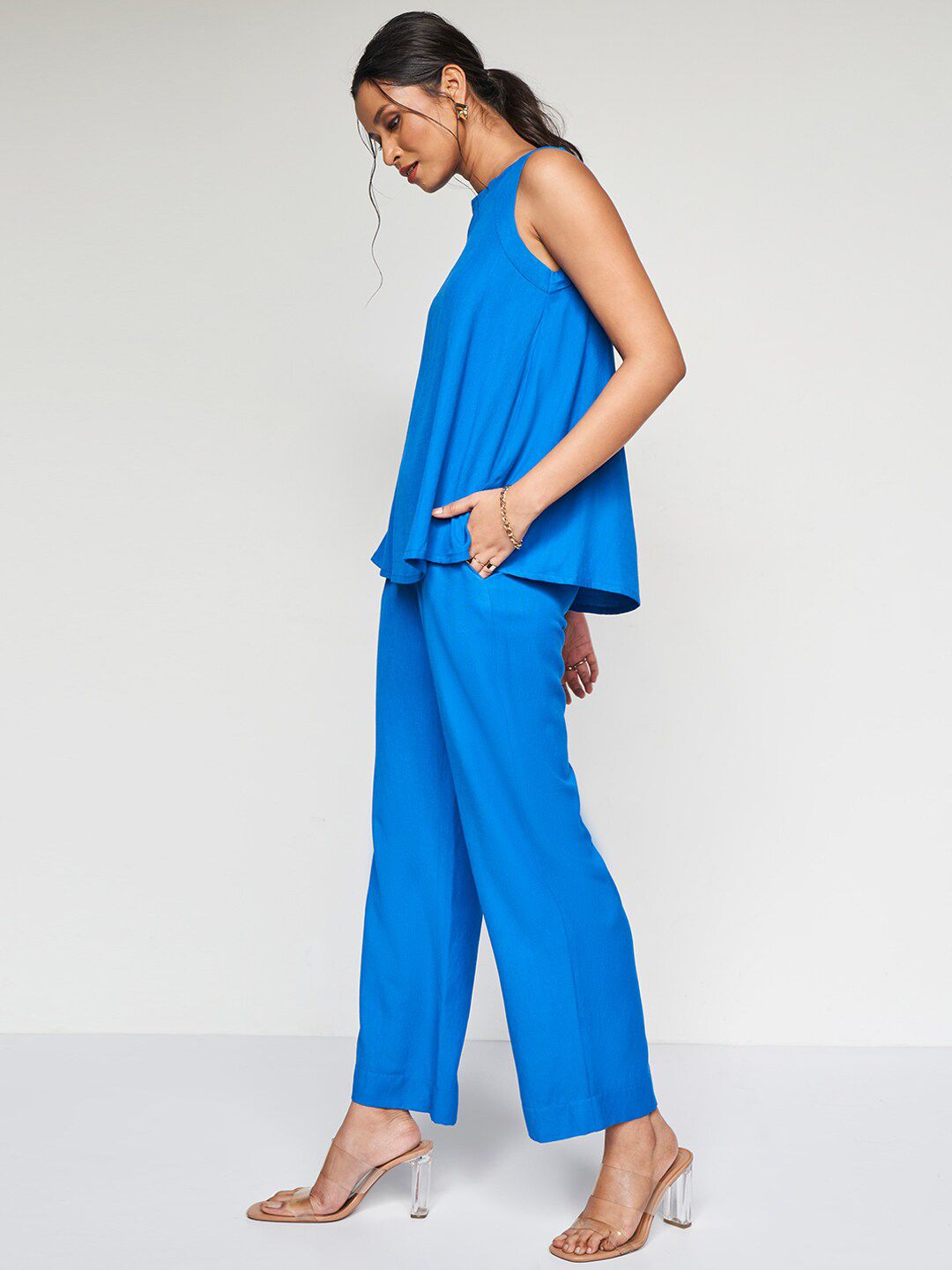 AND Round Neck Top & Mid -Rise Trouser Co-Ords