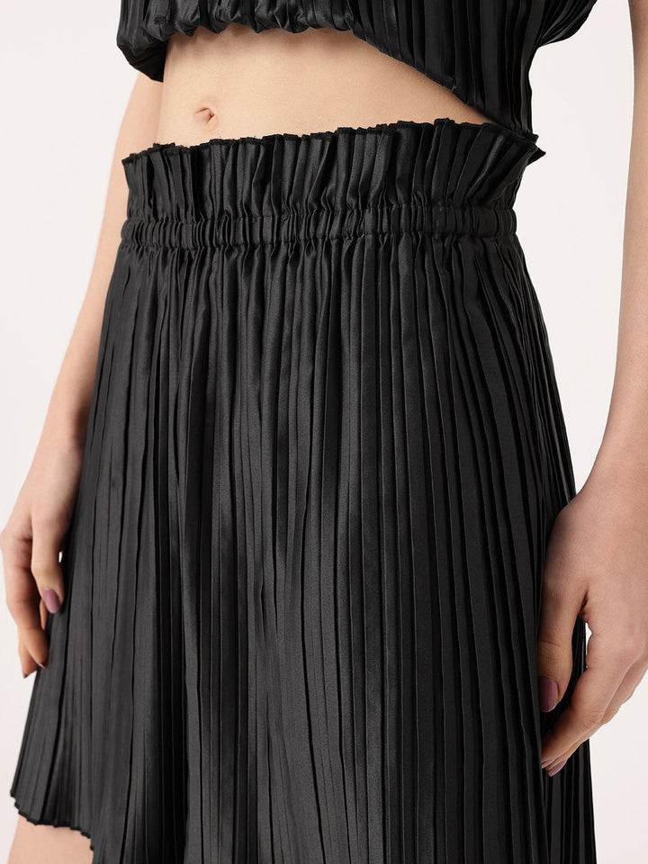 DressBerry Delightful Grace Accordion Pleats Tie-Up Neck Top With Flared Shorts Co-Ords