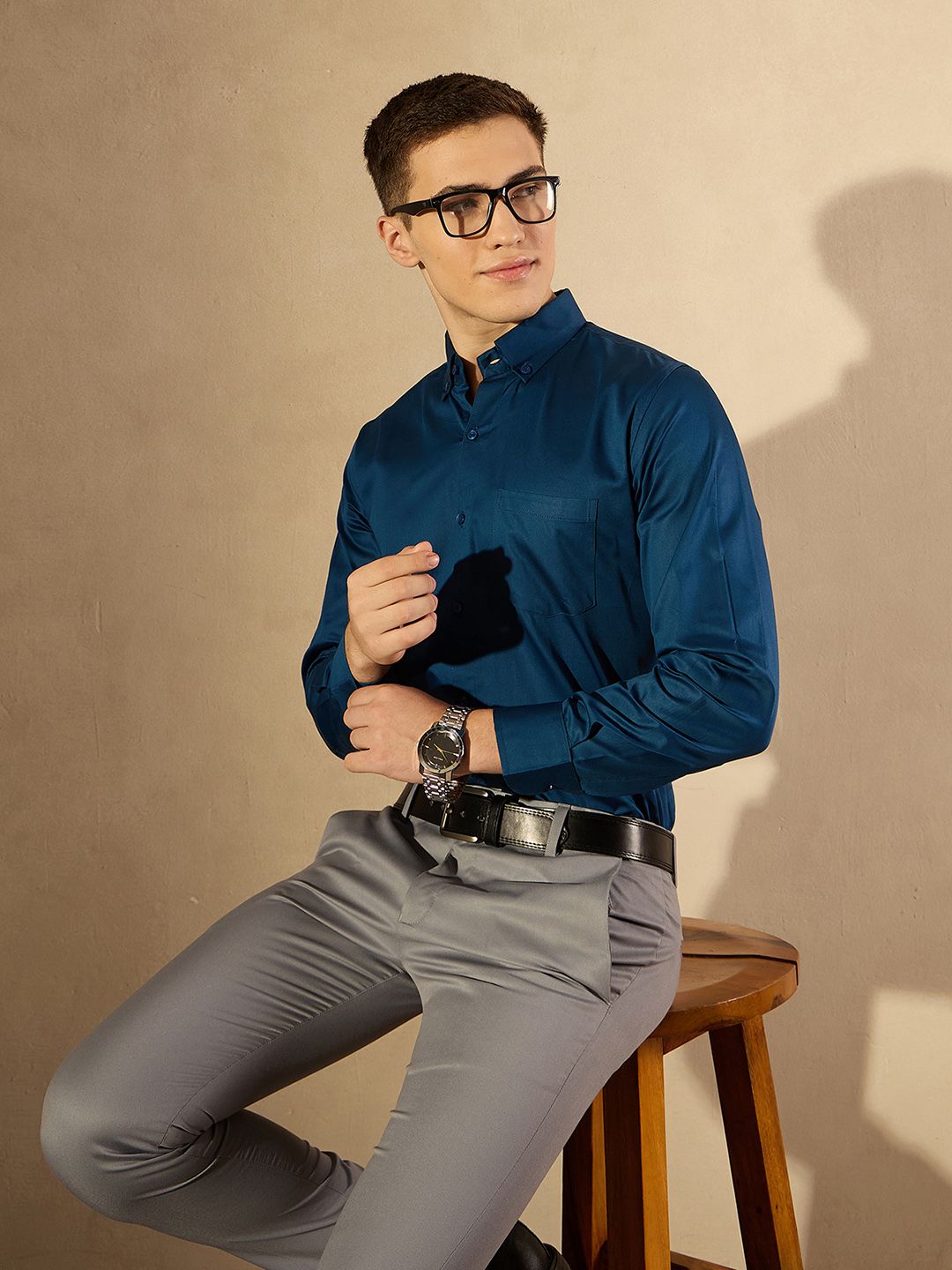 DENNISON Men Blue Comfort Regular Fit Solid Formal Shirt