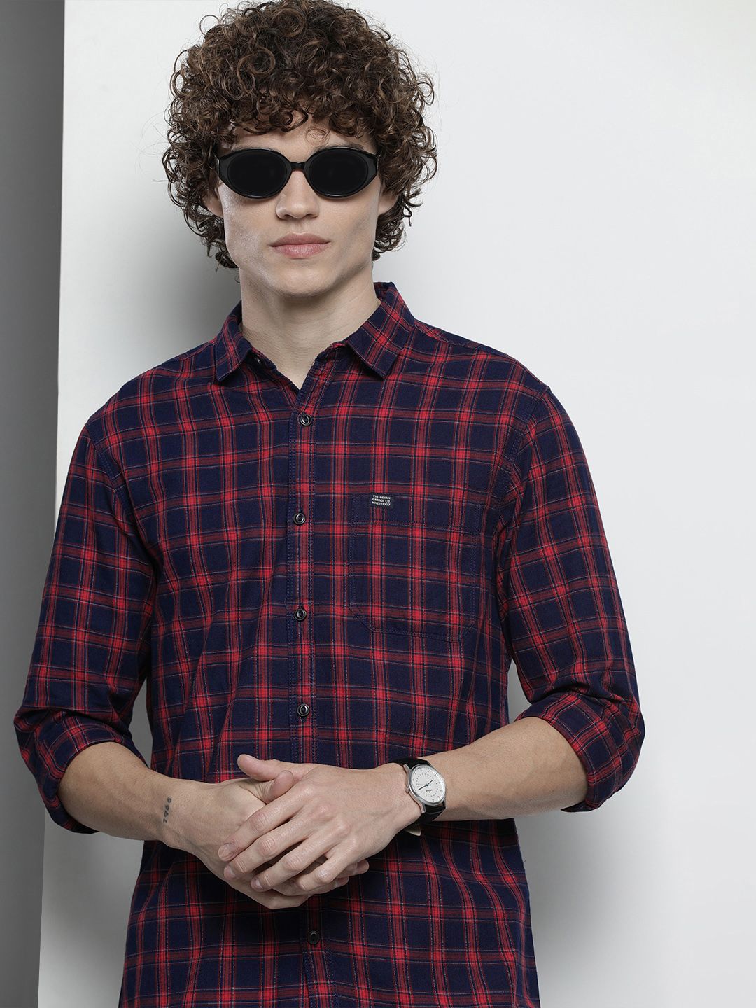 The Indian Garage Co Men Navy Blue & Red Checked Casual Shirt