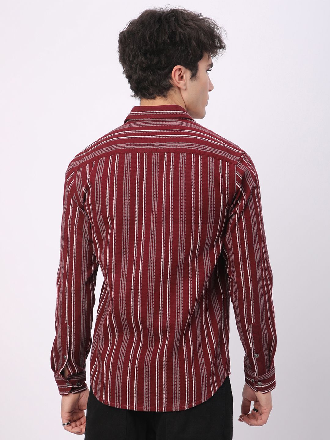 VASTRADO Men Classic Slim Fit Opaque Striped Casual Shirt