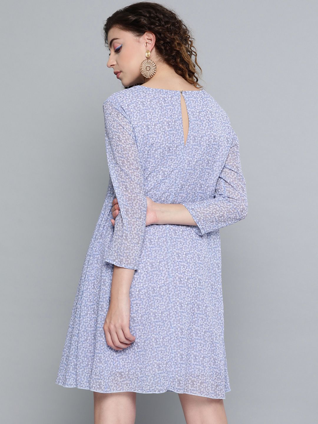 SASSAFRAS Lavender & Off-White Ditsy Floral Trapeze Dress