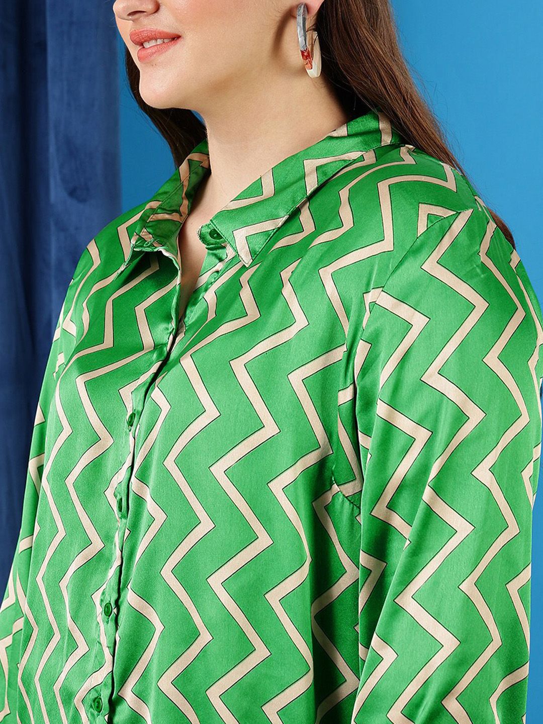 CURVY STREET Plus Size Comfort Oversized Geometric Printed Satin Casual Shirt