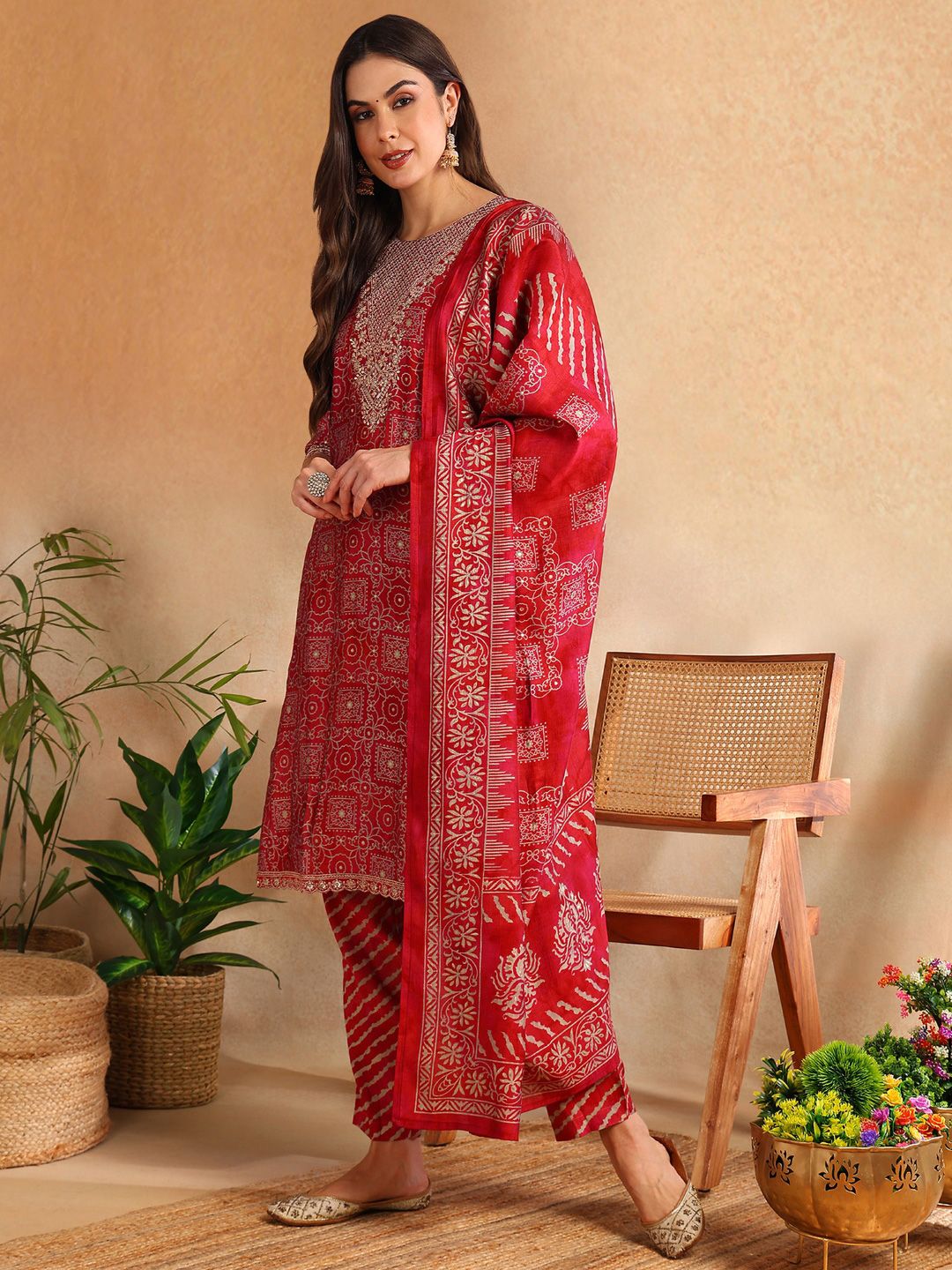 KALINI Ethnic Motifs Embroidered Round Neck Straight Kurta with Trousers & With Dupatta