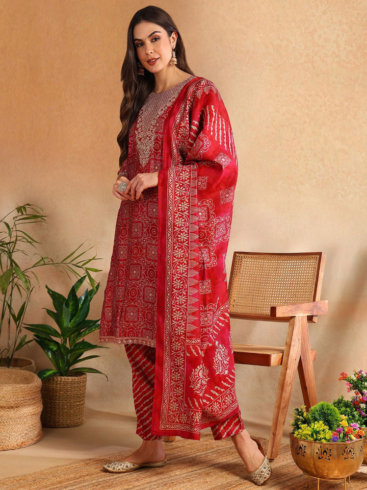 KALINI Ethnic Motifs Embroidered Round Neck Straight Kurta with Trousers & With Dupatta
