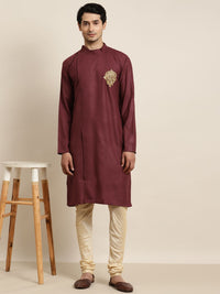 Anug by SOJANYA Men Maroon Thread Work Mandarin Collar Pure Cotton Kurta