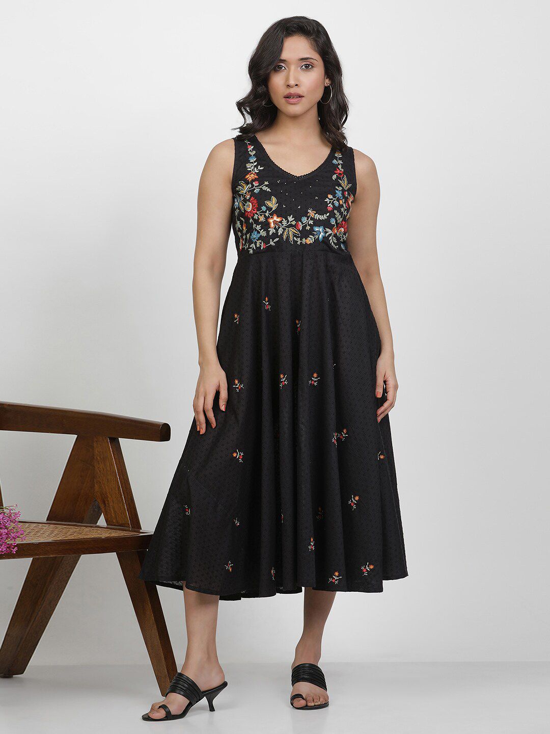 W Floral Embroidered Fit & Flare Midi Dress