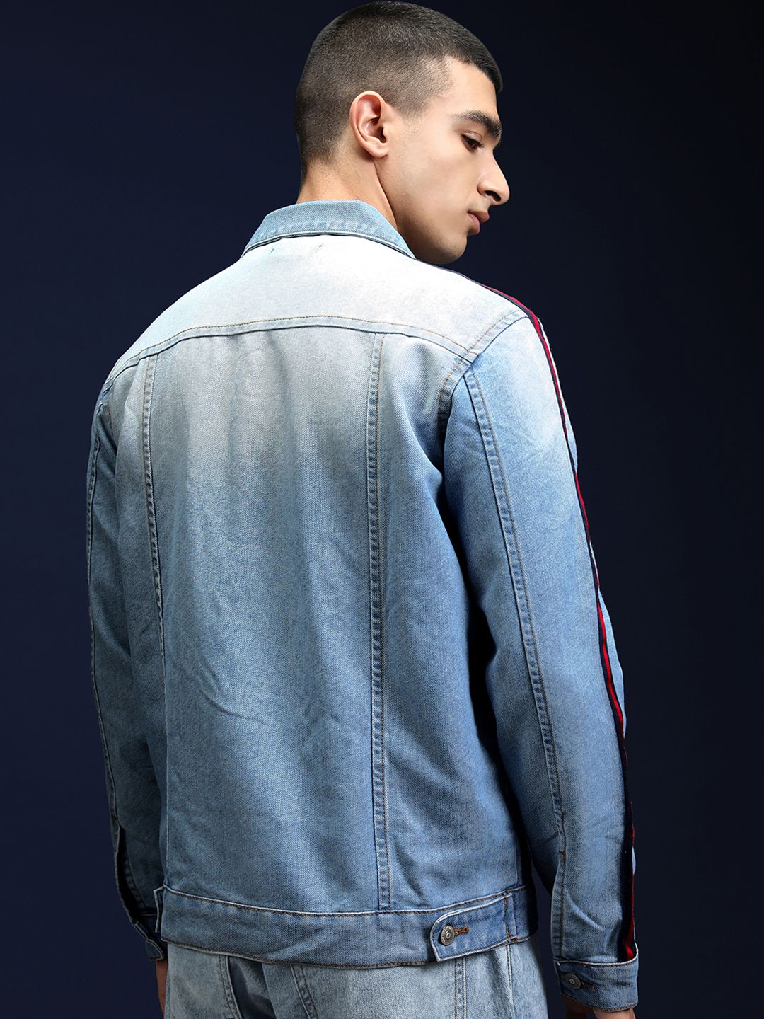 HIGHLANDER Men Blue Washed Denim Jacket