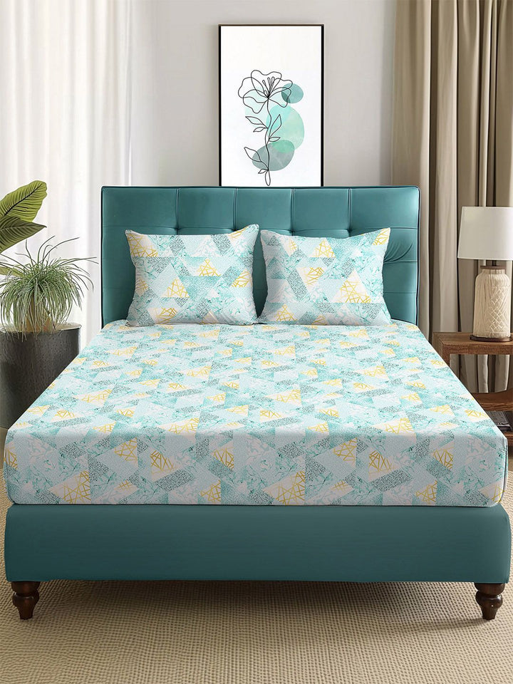 Story@home Arena Blue & Gold-Toned Printed 180 TC Queen Bedsheet & 2 Pillow Covers