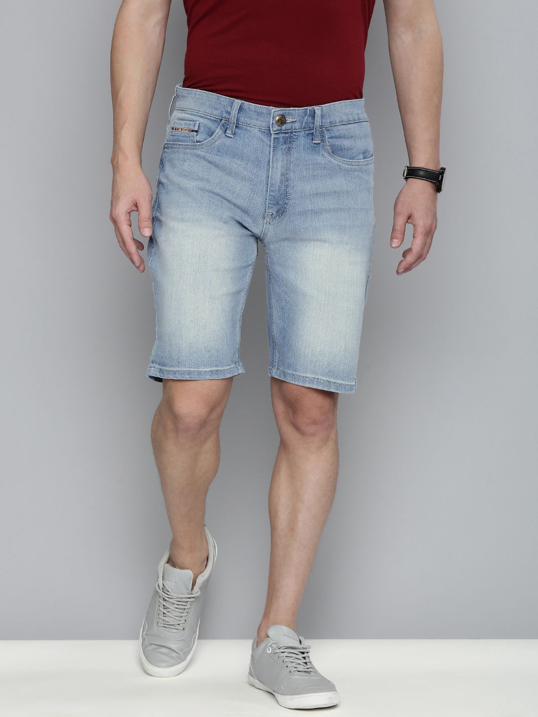 The Indian Garage Co Men Blue Washed Slim Fit Denim Shorts