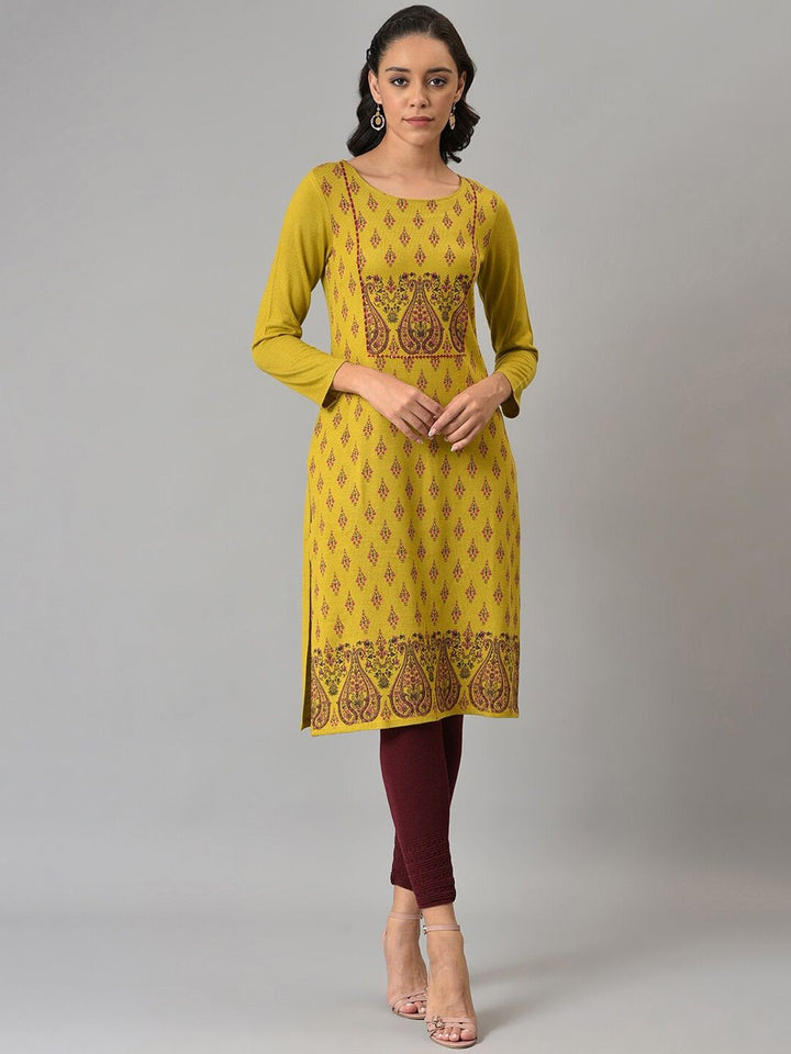 W Women Green Paisley Embroidered Keyhole Neck Flared Sleeves Kurta