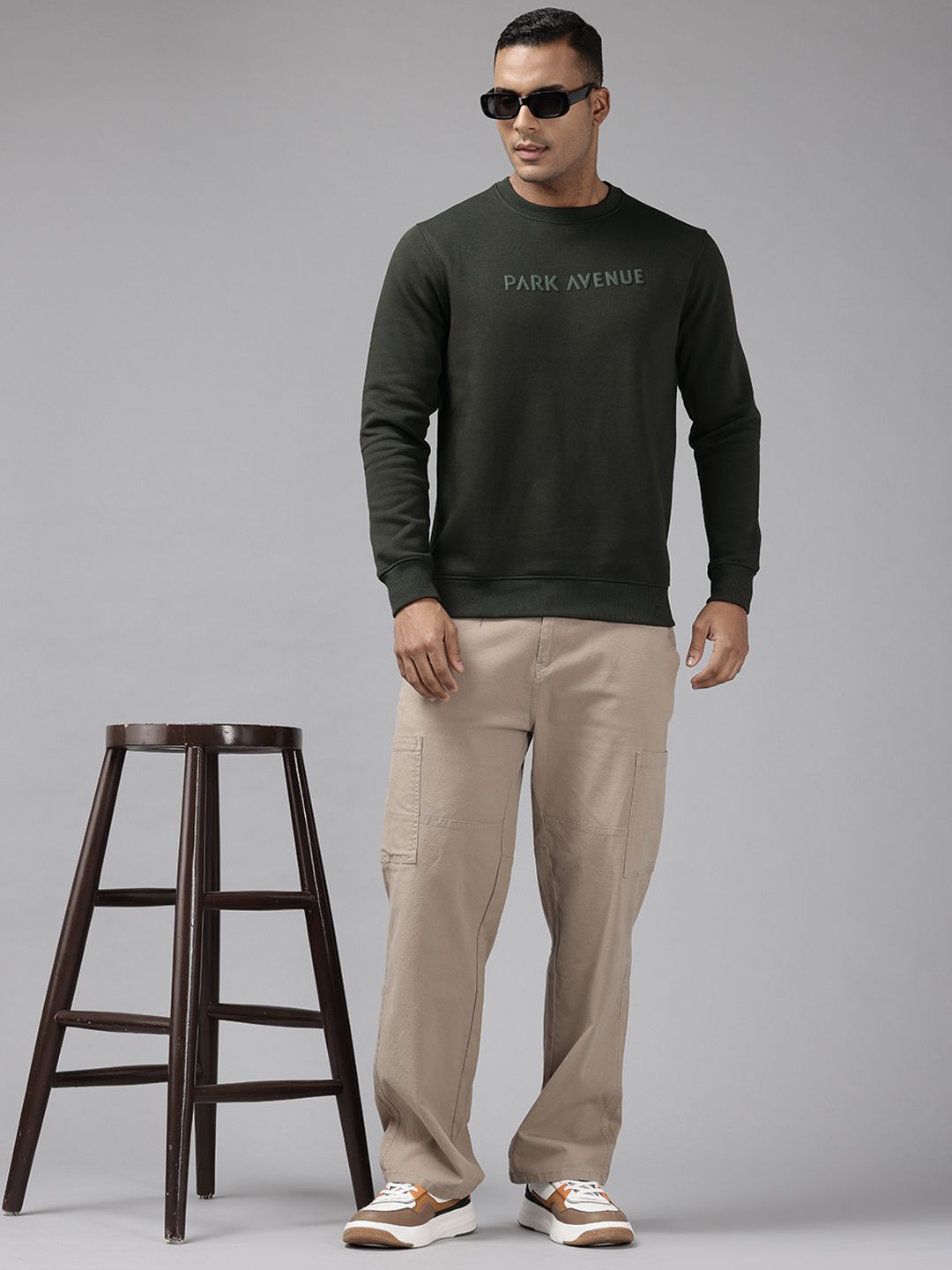 Park Avenue Brand Logo Printed Pullover Sweatshirt