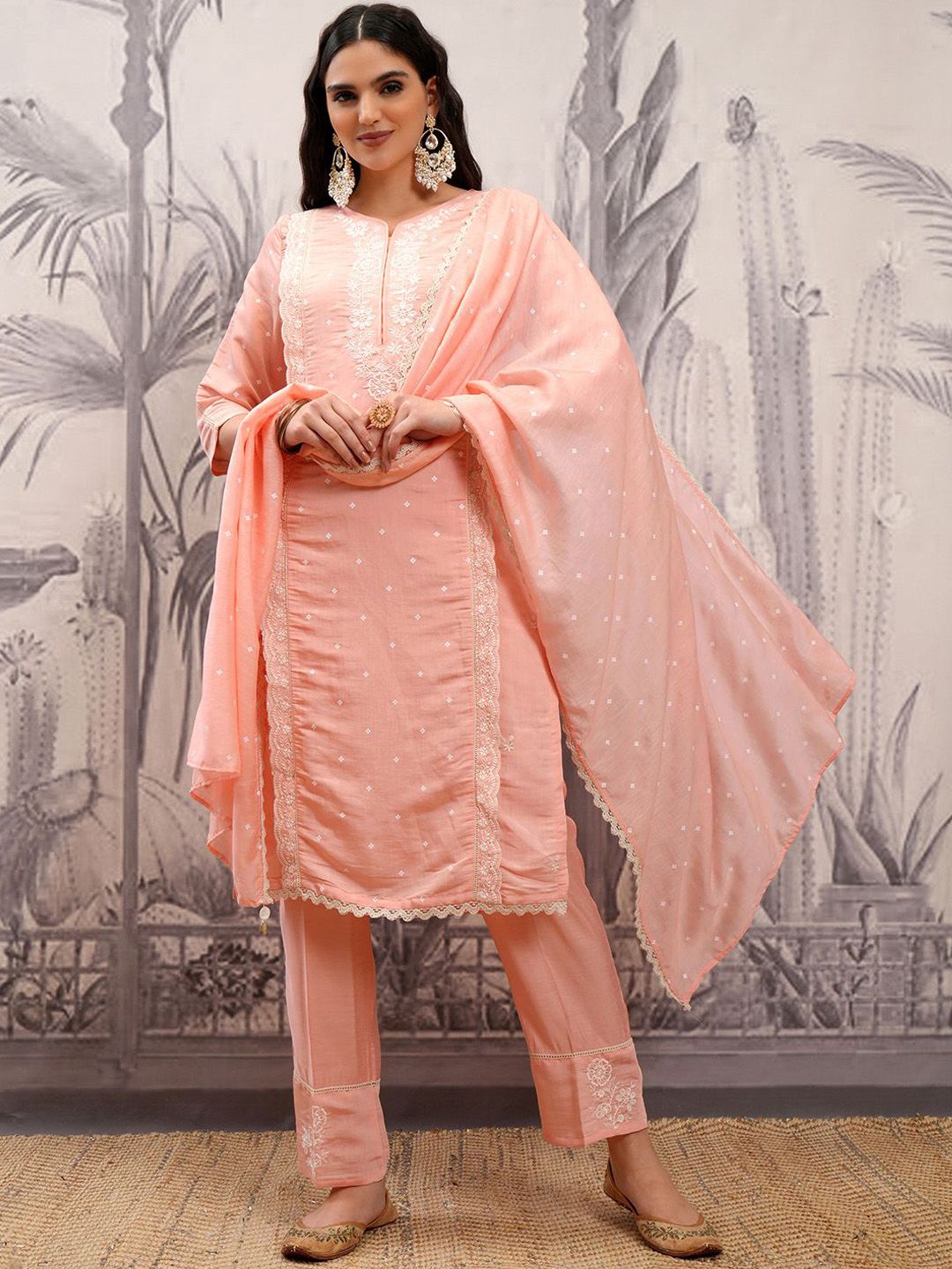 Vishudh Floral Embroidered Regular Thread Work Kurta with Trousers & With Dupatta