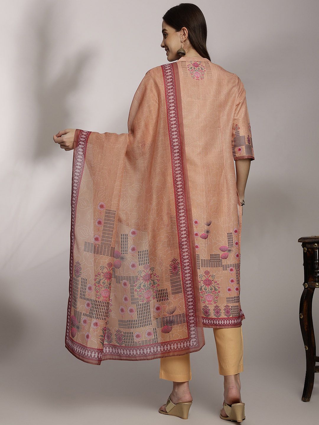 Anouk Women Floral Printed Regular Kurta with Trousers & Dupatta