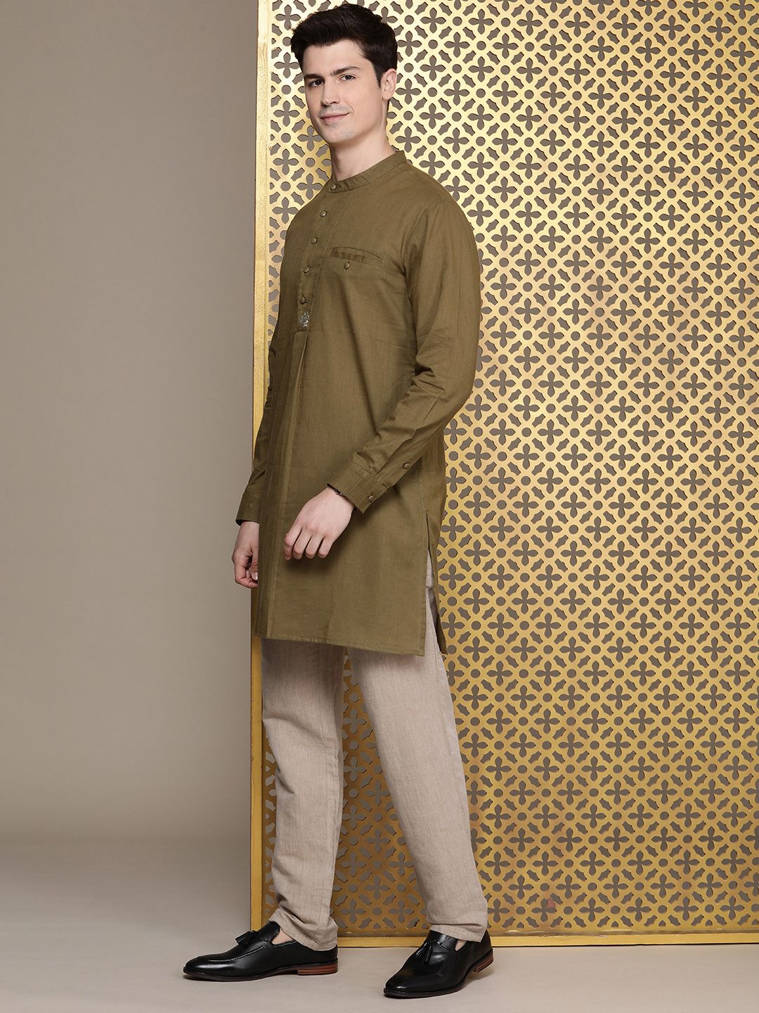 House of Pataudi Pure Cotton Solid Rozana Kurta