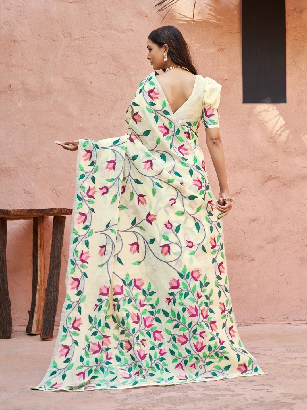 KALINI Woven Design Pure Cotton Jamdani Saree