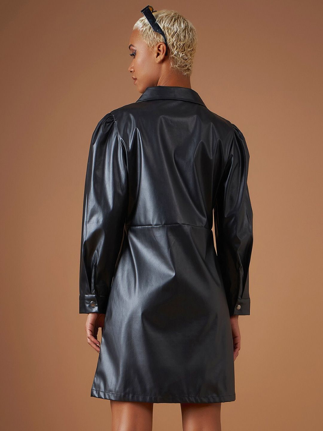 SASSAFRAS Black Shirt Collar Puff Sleeves Shirt Dress