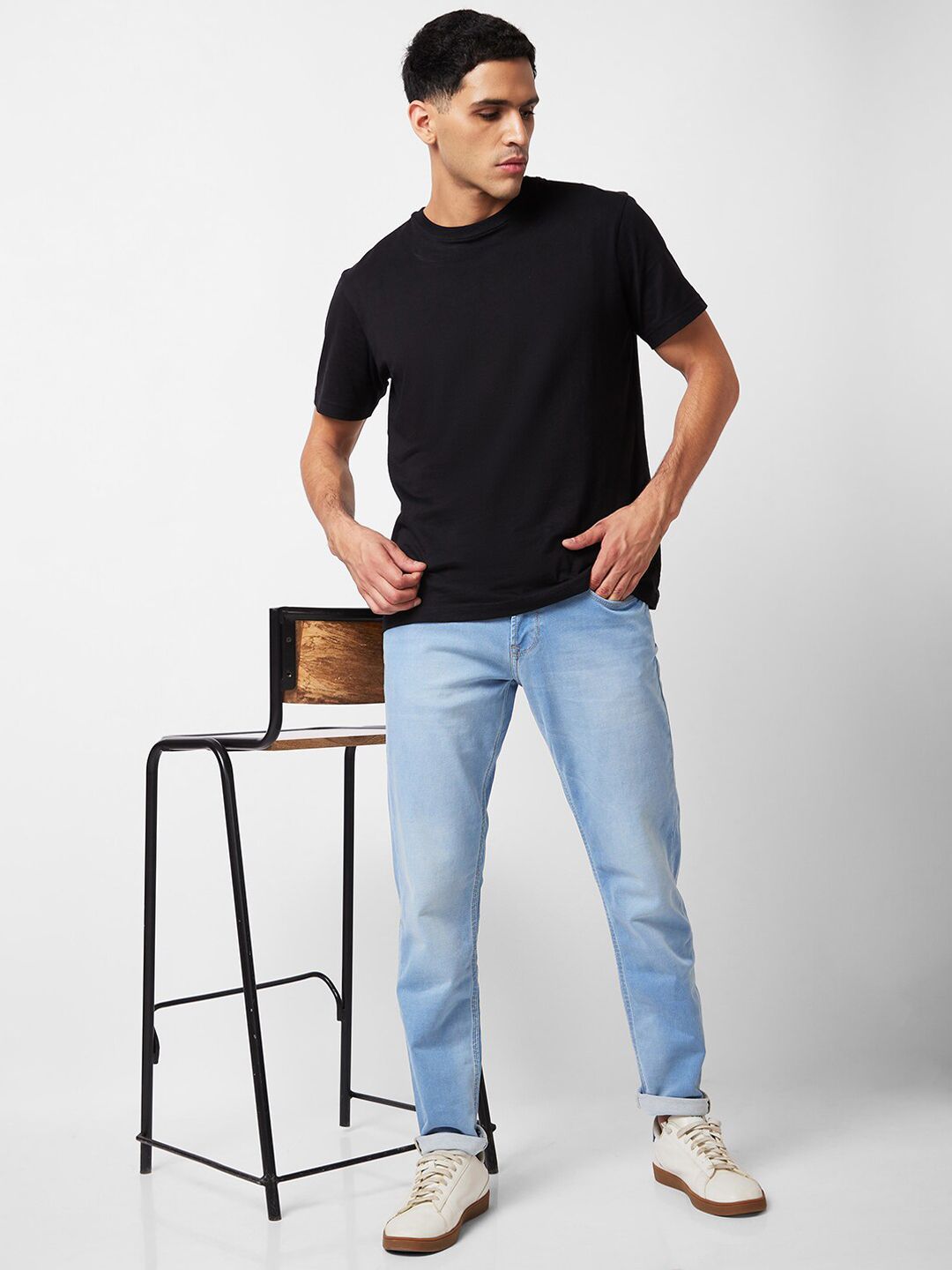 SPYKAR Men Slim Fit Low-Rise Heavy Fade Clean Look Stretchable Jeans