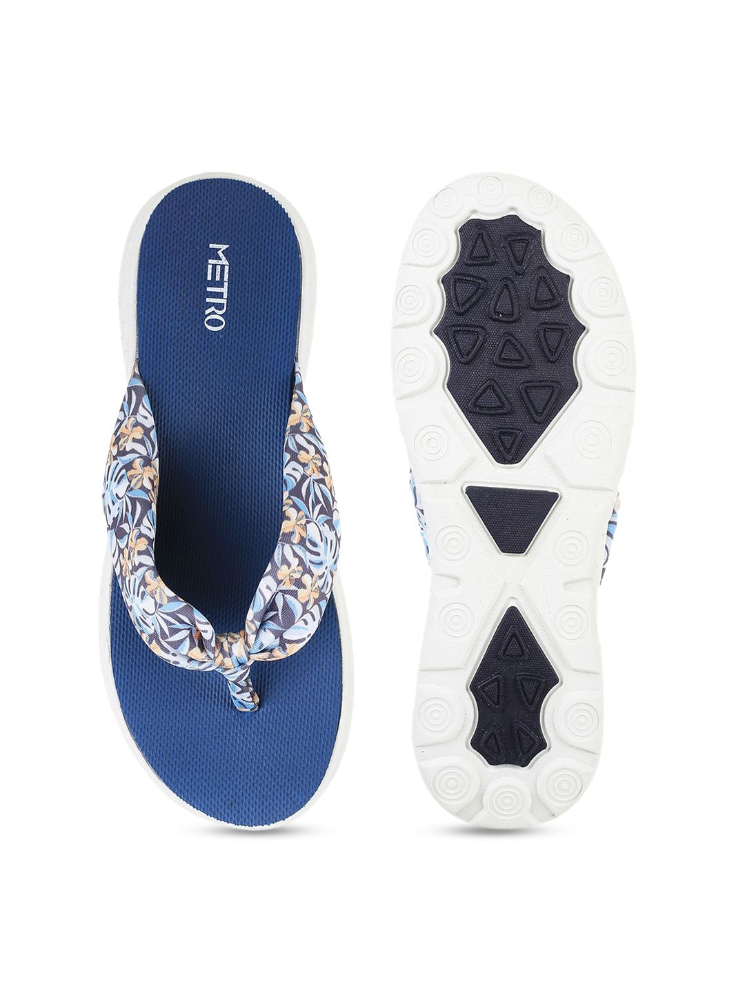 Metro Women Printed T-Strap Flats