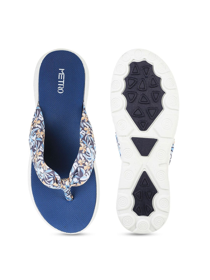 Metro Women Printed T-Strap Flats