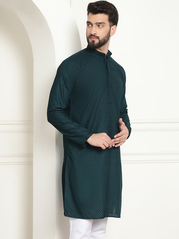 SOJANYA Geometric Embroidered Pure Cotton Straight Kurta