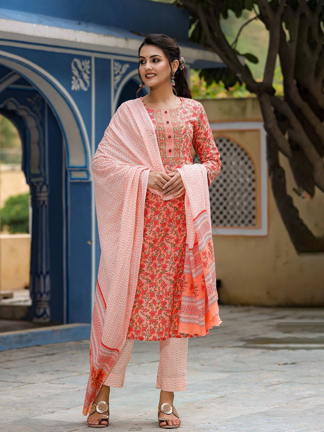 KALINI Floral Printed Gotta Patti Kurta & Trousers With Dupatta